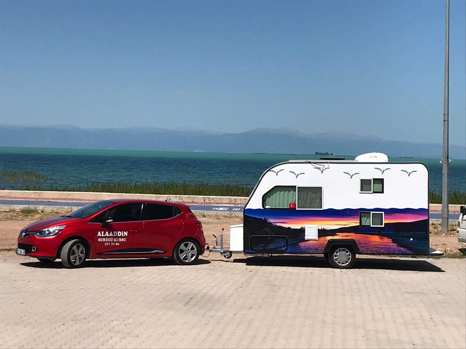 karavan.jpeg